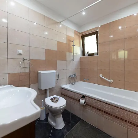 Apartman Apartman Ilaria, *